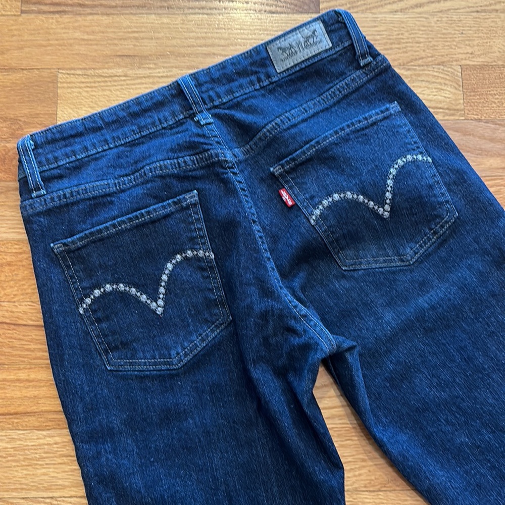 Levi mid rise skinny jeans - Picture 3 of 6